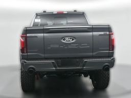 Ford F-150 LARIAT 4WD SuperCrew 5.5' Box 2025