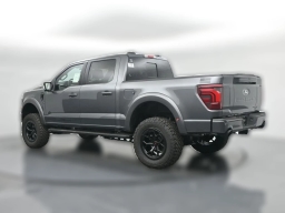 Ford F-150 LARIAT 4WD SuperCrew 5.5' Box 2025