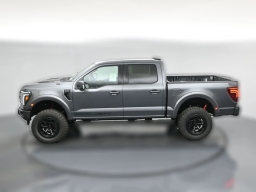Ford F-150 LARIAT 4WD SuperCrew 5.5' Box 2025