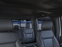 Ford F-150 LARIAT 4WD SuperCrew 5.5' Box 2025