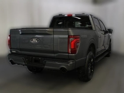 Ford F-150 LARIAT 4WD SuperCrew 5.5' Box 2026