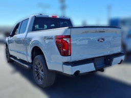 Ford F-150 LARIAT 4WD SuperCrew 5.5' Box 2026
