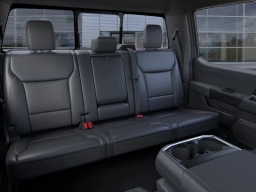 Ford F-150 LARIAT 4WD SuperCrew 5.5' Box 2026