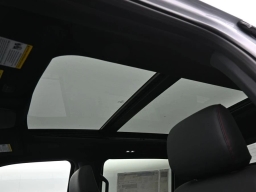 Ford F-150 LARIAT 4WD SuperCrew 5.5' Box 2025