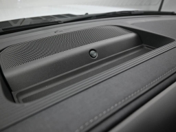 Ford F-150 LARIAT 4WD SuperCrew 5.5' Box 2025