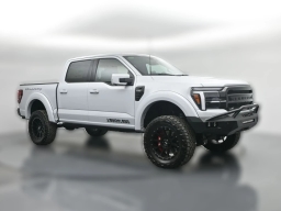 Ford F-150 LARIAT 4WD SuperCrew 5.5' Box 2025