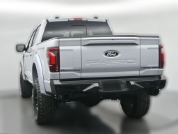 Ford F-150 LARIAT 4WD SuperCrew 5.5' Box 2025