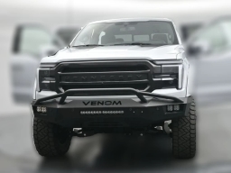 Ford F-150 LARIAT 4WD SuperCrew 5.5' Box 2025