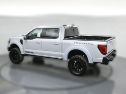 Ford F-150 LARIAT 4WD SuperCrew 5.5' Box 2025