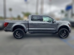 Ford F-150 LARIAT 4WD SuperCrew 5.5' Box 2025