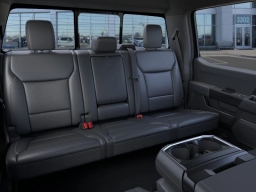 Ford F-150 LARIAT 4WD SuperCrew 5.5' Box 2025