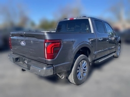 Ford F-150 LARIAT 4WD SuperCrew 6.5' Box 2025
