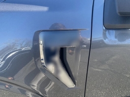 Ford F-150 LARIAT 4WD SuperCrew 6.5' Box 2025