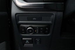 Ford F-150 LARIAT 4WD SuperCrew 5.5' Box 2026