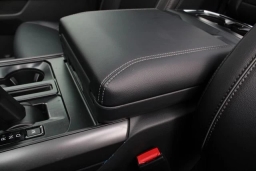 Ford F-150 LARIAT 4WD SuperCrew 5.5' Box 2026