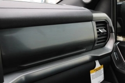 Ford F-150 LARIAT 4WD SuperCrew 5.5' Box 2026