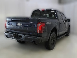 Ford F-150 LARIAT 4WD SuperCrew 5.5' Box 2026