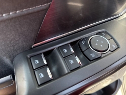 Ford F-150 LARIAT 4WD SuperCrew 5.5' Box 2025