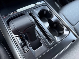 Ford F-150 LARIAT 4WD SuperCrew 5.5' Box 2025