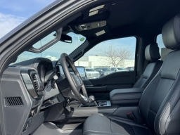 Ford F-150 LARIAT 4WD SuperCrew 5.5' Box 2025