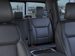 Ford F-150 LARIAT 4WD SuperCrew 5.5' Box 2025