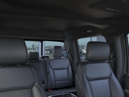 Ford F-150 LARIAT 4WD SuperCrew 5.5' Box 2025