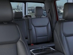 Ford F-150 LARIAT 4WD SuperCrew 5.5' Box 2025