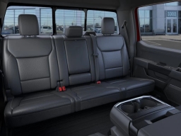 Ford F-150 LARIAT 4WD SuperCrew 5.5' Box 2025