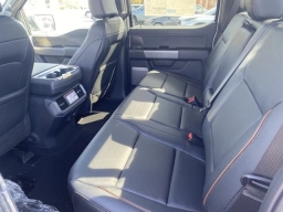 Ford F-150 LARIAT 4WD SuperCrew 5.5' Box 2026