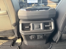 Ford F-150 LARIAT 4WD SuperCrew 5.5' Box 2025