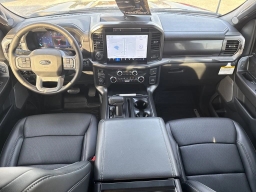 Ford F-150 LARIAT 4WD SuperCrew 5.5' Box 2025