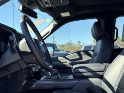 Ford F-150 LARIAT 4WD SuperCrew 5.5' Box 2025