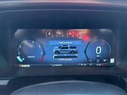 Ford F-150 LARIAT 4WD SuperCrew 5.5' Box 2025