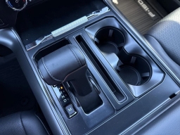 Ford F-150 LARIAT 4WD SuperCrew 5.5' Box 2025