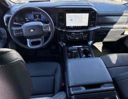 Ford F-150 LARIAT 4WD SuperCrew 5.5' Box 2025