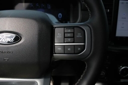 Ford F-150 LARIAT 4WD SuperCrew 5.5' Box 2026