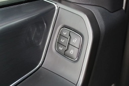 Ford F-150 LARIAT 4WD SuperCrew 5.5' Box 2026