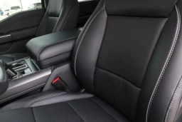 Ford F-150 LARIAT 4WD SuperCrew 5.5' Box 2026