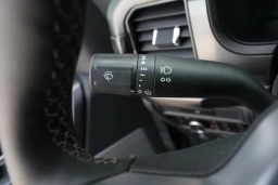 Ford F-150 LARIAT 4WD SuperCrew 5.5' Box 2026