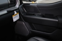 Ford F-150 LARIAT 4WD SuperCrew 5.5' Box 2026