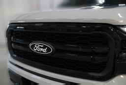 Ford F-150 LARIAT 4WD SuperCrew 5.5' Box 2026