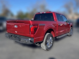 Ford F-150 LARIAT 4WD SuperCrew 6.5' Box 2025