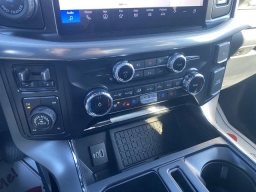 Ford F-150 LARIAT 4WD SuperCrew 6.5' Box 2025