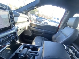 Ford F-150 LARIAT 4WD SuperCrew 6.5' Box 2025