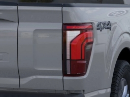 Ford F-150 LARIAT 4WD SuperCrew 5.5' Box 2026