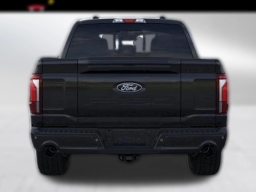 Ford F-150 LARIAT 4WD SuperCrew 5.5' Box 2026