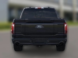 Ford F-150 LARIAT 4WD SuperCrew 5.5' Box 2025