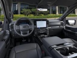 Ford F-150 LARIAT 4WD SuperCrew 5.5' Box 2025