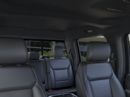 Ford F-150 LARIAT 4WD SuperCrew 5.5' Box 2025