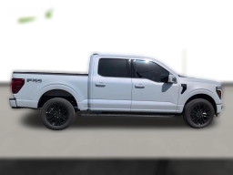Ford F-150 LARIAT 4WD SuperCrew 5.5' Box 2025